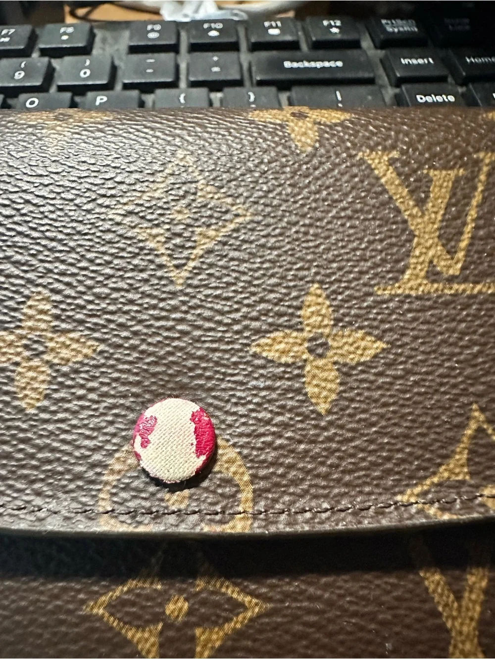 Louis Vuitton lv pattern